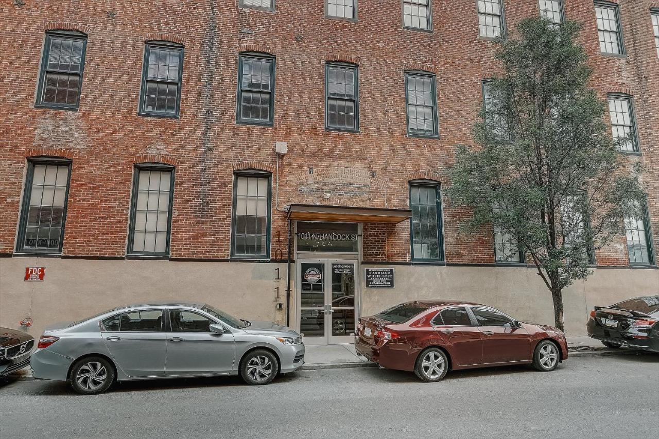 Frontdesk I Carriage Wheel Lofts Apts Philadelphia Apartamento Exterior foto